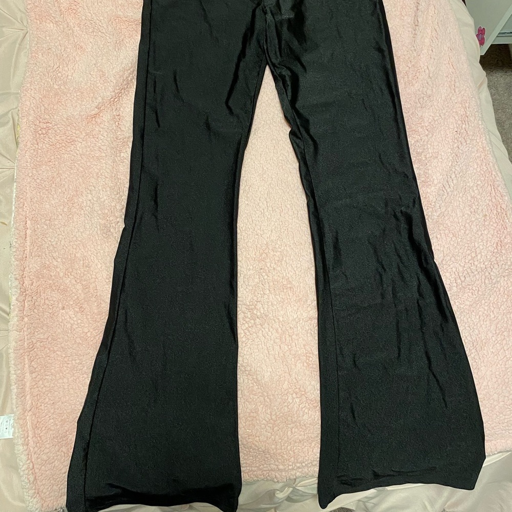 WHITE FOX Black Shiny Flare Leggings